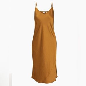 NWT Aritzia Wilfred Midi Satin Slip Dress XXS Color: Rich Chestnut - SOLD OUT!!!